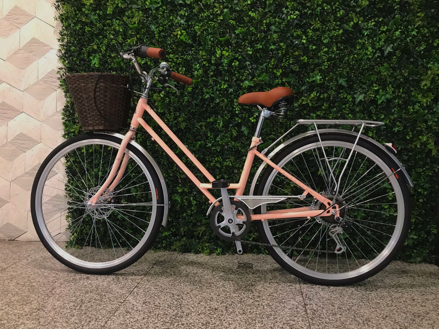 BICICLETA URBANA ROSADA